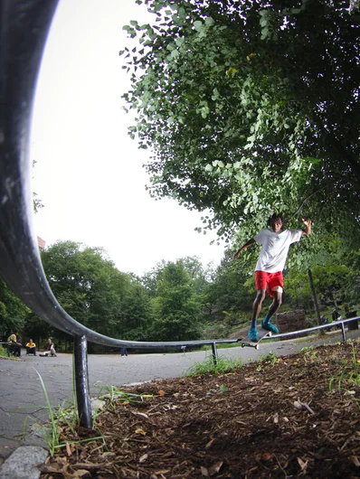 <!--danyc18trip-->

Even after watching dudes get worked on this curved rail and arguing with some angry Chess Players, Kris handled this Front Feeble no problem…
