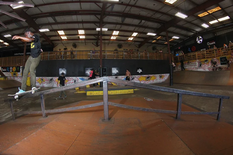 <!--schoolsoutjam18-->

Denzel Jennings : Heelflip Front Board