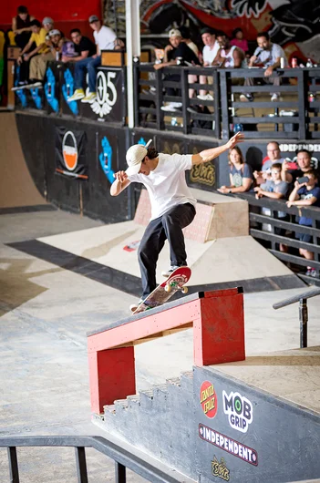 <!--dachi19finals-->

Austin Heilman hovers above the rest with a Switch Front Nosegrind.
