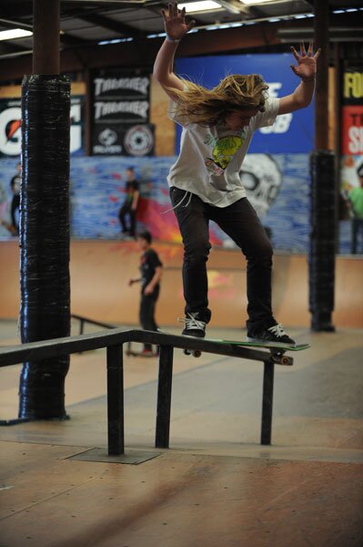 80's Frontside Boardslide