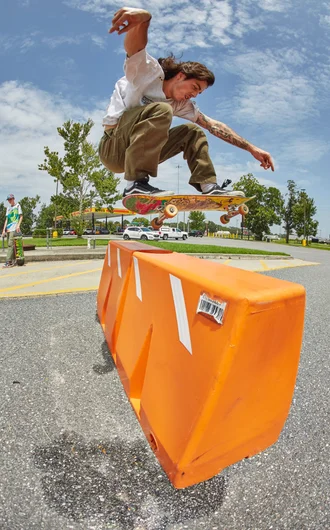 Sly hopped out the van and grabbed a wallie at a rest stop. <!--b4btexas21-->