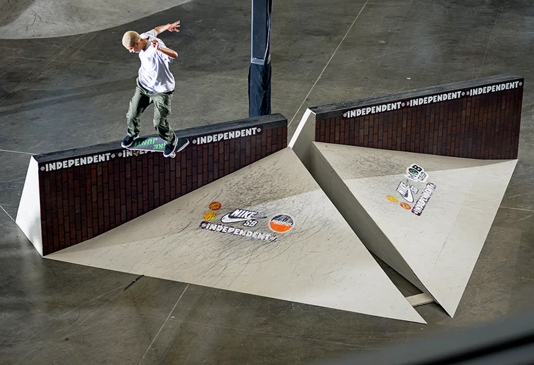 <!--dala18quals-->

2nd place Qualifier and Golden Ticket Winner, Marcos Montoya throws in his 2 cents at the Indy Best Trick with a F/S 180 Switch Crook.
