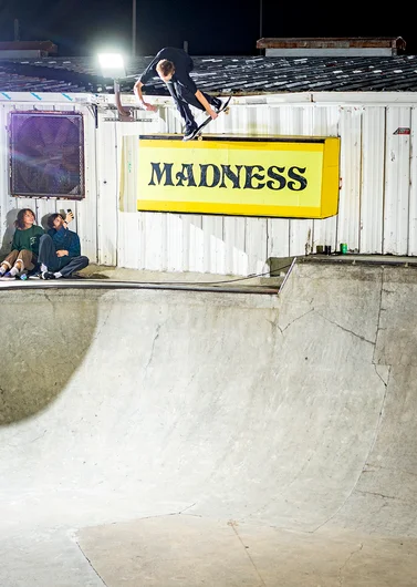 Hitting the Madness box was mandatory. Nick had no problem with that!
<!--TampaAm21ConcreteJam-->