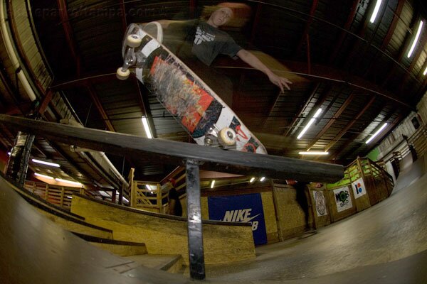 Dirt Weasel - huge frontside nosegrind