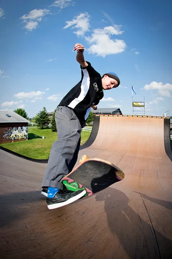 <!--wpa-sat-->

We’ve all seen the homie Wesley Box’s Casper’s but have you seen em shut down the mega sesh with em?! That’s what I thought. Well now you have.