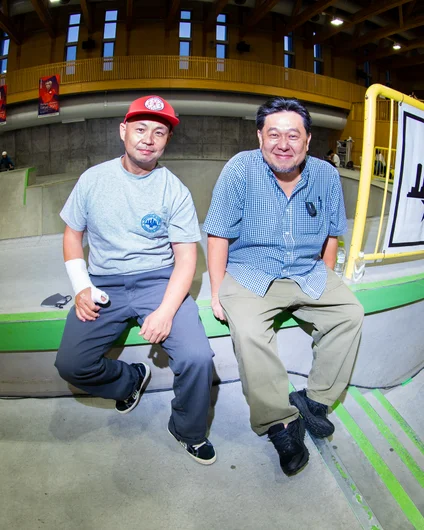 Two of Japan's finest helped us make Damn Am happen at Murakami Skatepark. Daisuke Hayakawa (left) is the Japanese Olympic coach and Akio Honma (right) is the owner of Insant which is the largest skate shop in Japan!

<!--damnamjapan2022day1-->