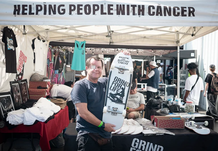 SPoT ride or die, Mike Rogers, does what he does best.. Skateboarding and helping
people with cancer.

<!--tampapro23day2-->