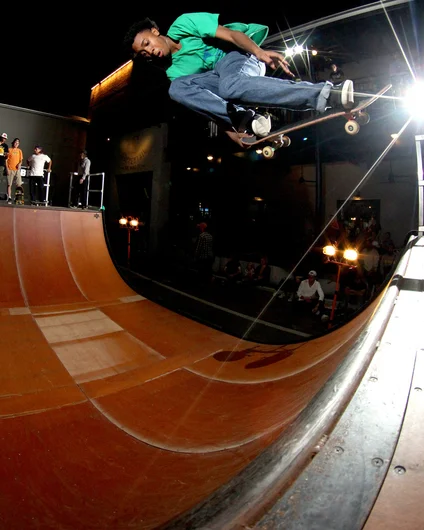 <!--coppertailphotos-->

Keenan takes it all the way to fakie with this Alley Oop 360.