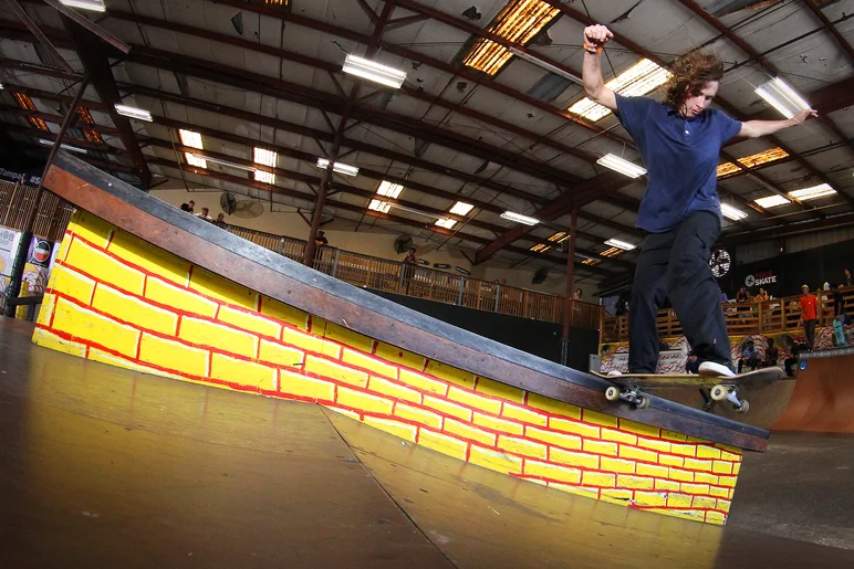 <!--BTSB18-->

Matt Savidakis : Switch Back Tail
