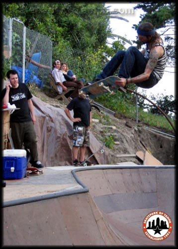 Dave Bergthold's Mini Ramp - Laban Pheidias