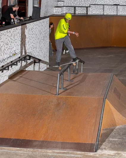 Yo Tampa Timmy rare sighting on the bump to rail with a front lip
<!--polarvideopremier2022-->