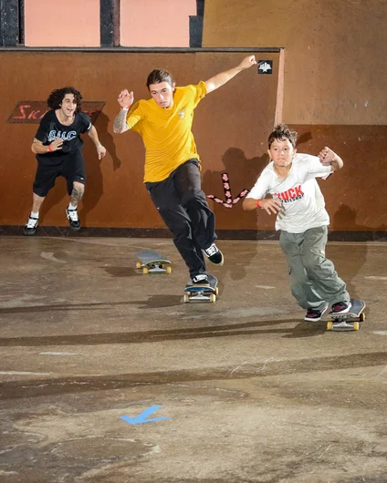 Racers had to take some chaotic pushes right after the quarter pipe so they could hit max speed before smashing into each other on the other side of the course.

<!--clashofthecrews23-->