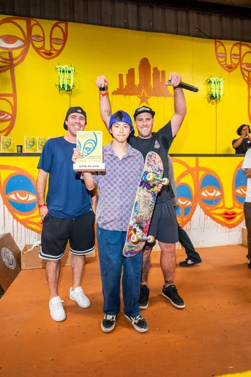 I think Toa wins best dressed on top of his 11th place trophy!

<!--TampaAm21Finals-->