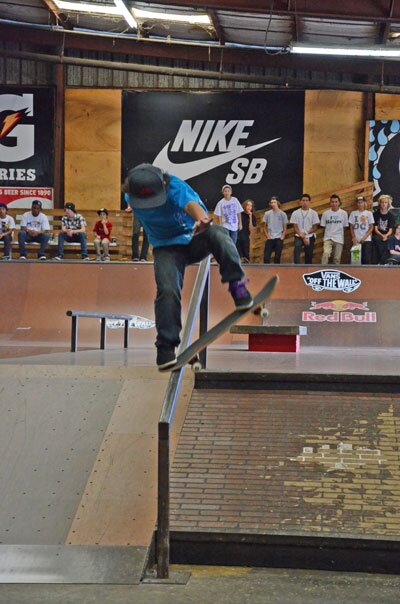 Niko Howard Bluntslide