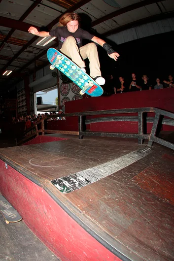 <!--bakerdemo-->

T-Funk Impossible the Box Top.