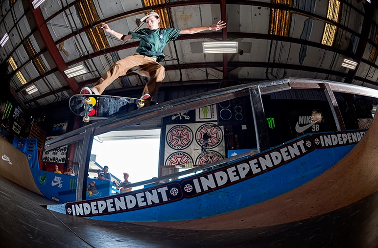 <!--am16sun-->

Jagger Switch Front Feeble Grind. 