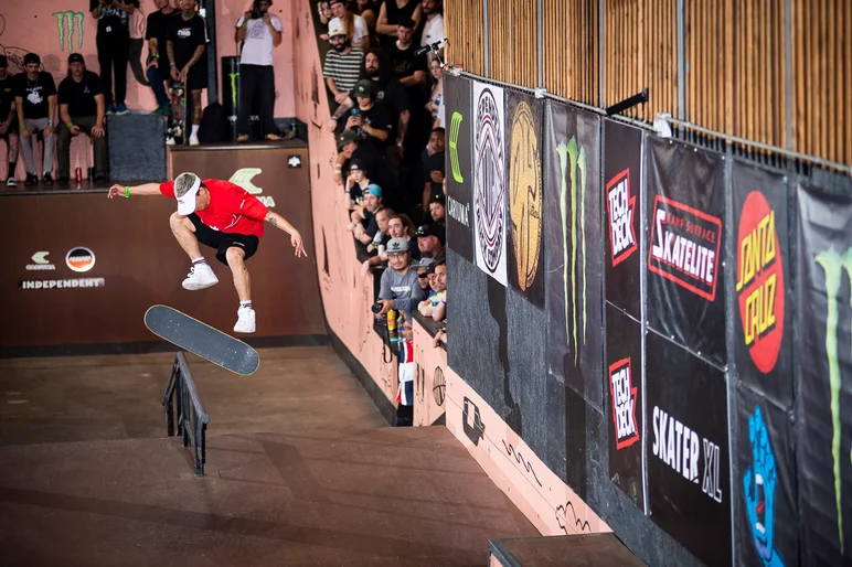 Golden Ticket winner, Angelo Caro, gets back in the game with a Tre Flip Lip.

<!--tampapro23day3-->