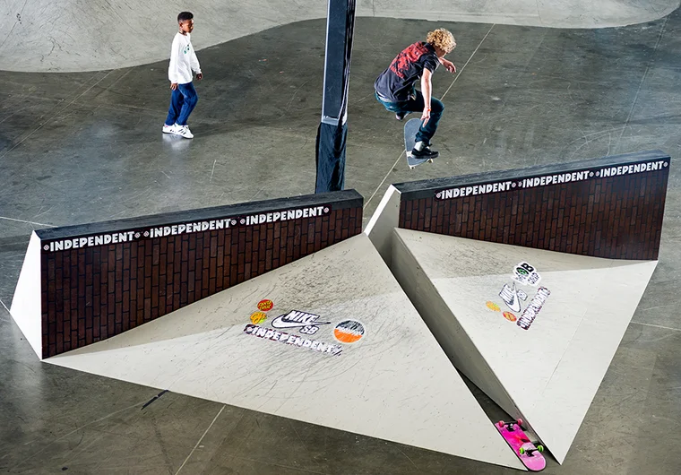 <!--dala18quals-->

We are jealous of Kyle Eggen, as he got to skate with The Muska this weekend.  He also did this Kickflip Boardslide Transfer in Independent Best Trick.
