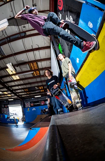 <!--am16satphotos-->

Peruvian Powerhouse Angelo Caro takes advantage of the built in shelf with a Blunt Nosegrab Fakie.