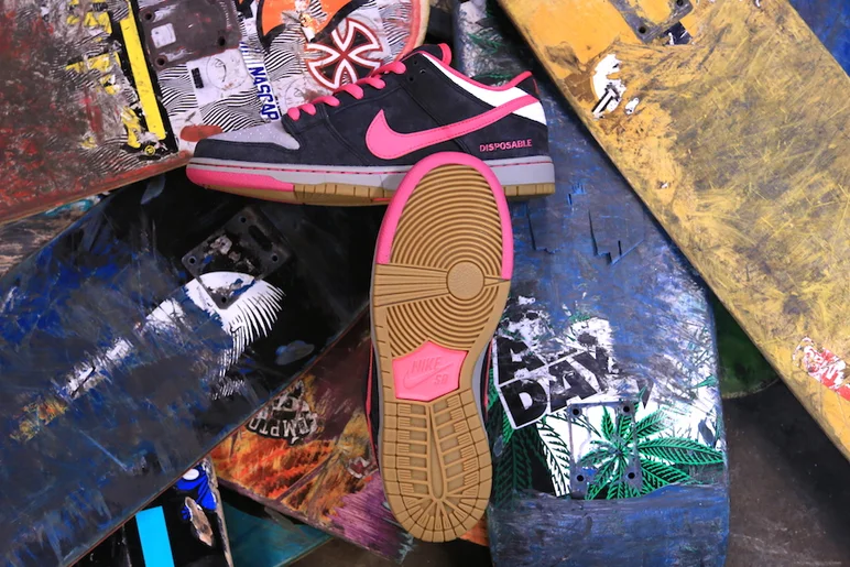 <!--disposabledunk-->

