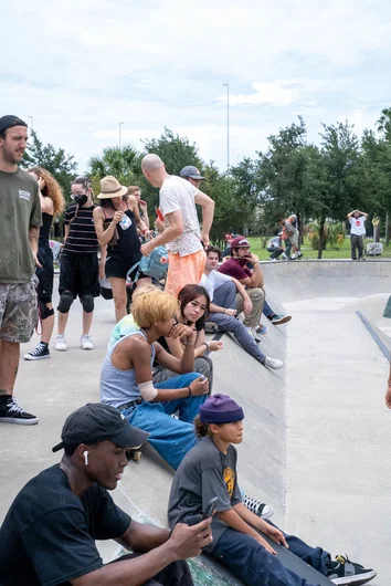 <!--gsd21-->
The crowd getting ready for the long ollie contest. It felt extra hot out on Go Skate Day, hope you remembered your sunscreen!