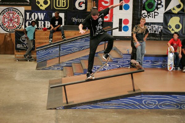 Yonis Molina with a switch nosegrind