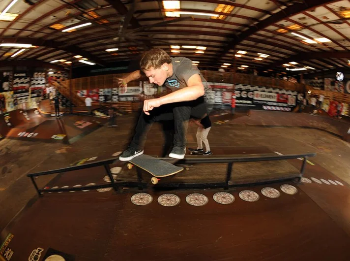 <!-- amdec13sat -->

Yoshi Tanenbaum was already in the semifinals at this point, but still shredded all day. 360 flip over the pyramid.