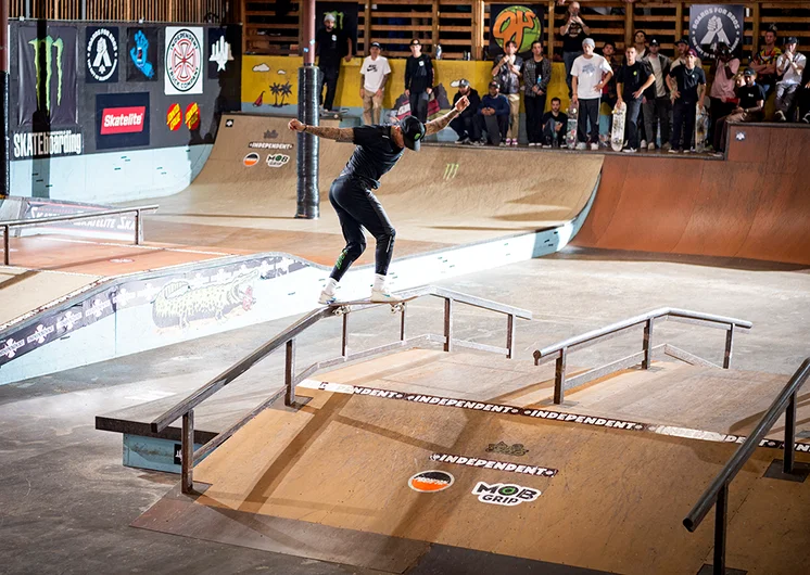 <!--pro20finals-->
Nyjah hardly messed up as usual.
