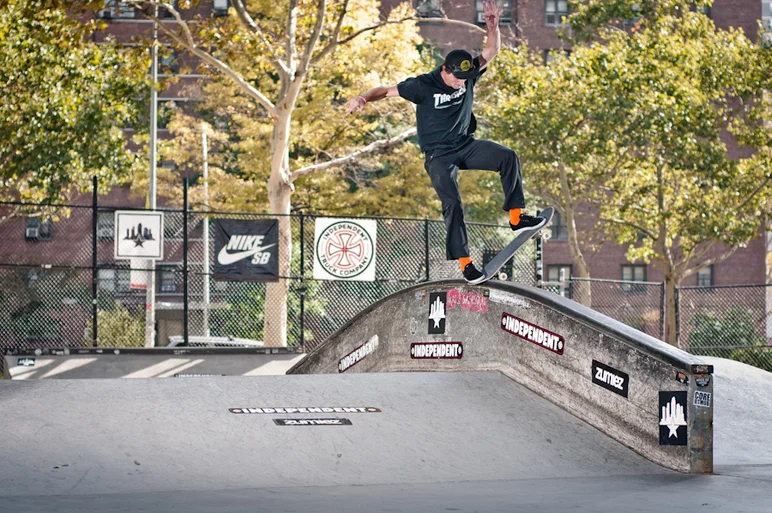 <!--nyc14day3-->

Buttery bluntslide by David Dixon before the chaos started.