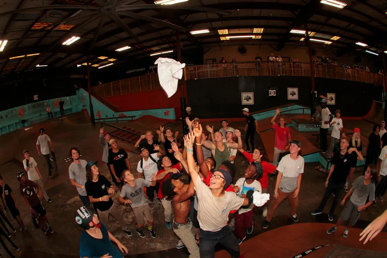 <!--btsb16-->

Product Toss! Thank you to our sponsor DC and everyone who showed up to help make this a successful contest. See you at the next one!
