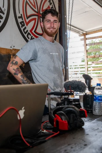 Jason Malley prepping to film a recap video of Harvest Jam <!--harvestjam21-->