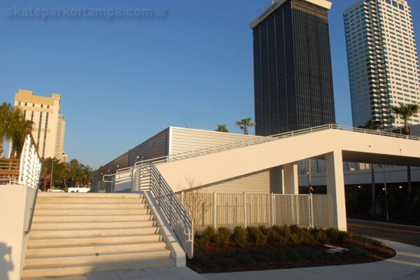 Curtis Hixon Park in Tampa - grown man rail