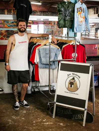 Vintage Sk8 Threads