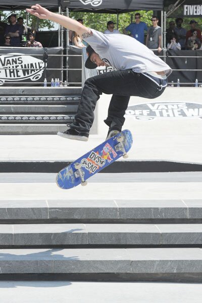 Zered Bassett - backside advertising flip