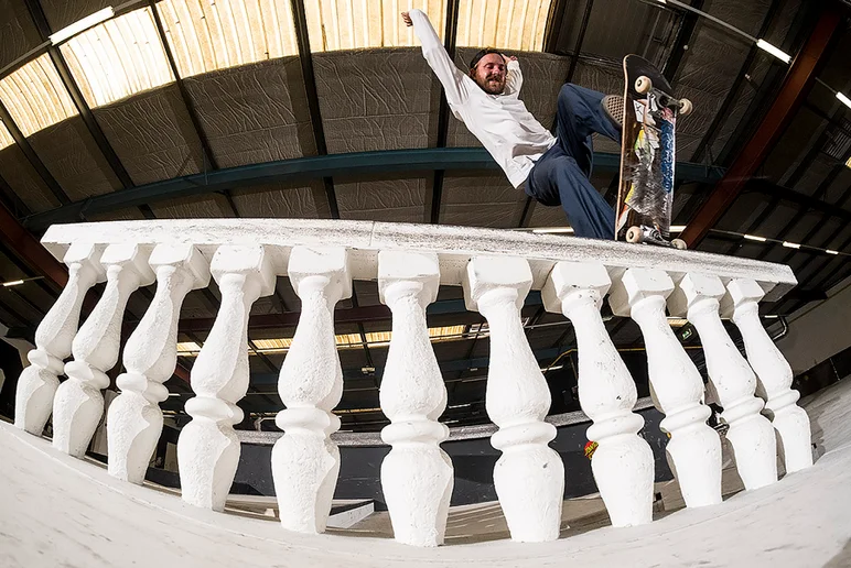 <!--daamsday1-->
A little bit of Miami in Amsterdam: Sebastiaan Vijverberg - Frontside Bluntslide