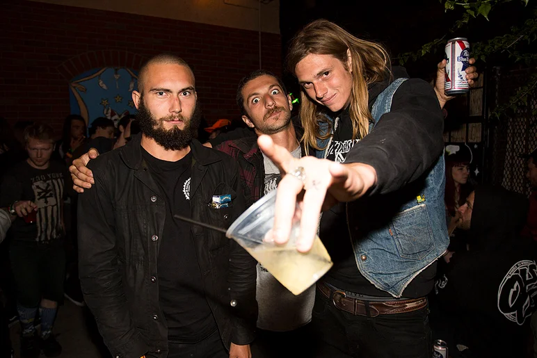 <!--pro16sunnight-->

Dakota Servold even made it to the party.