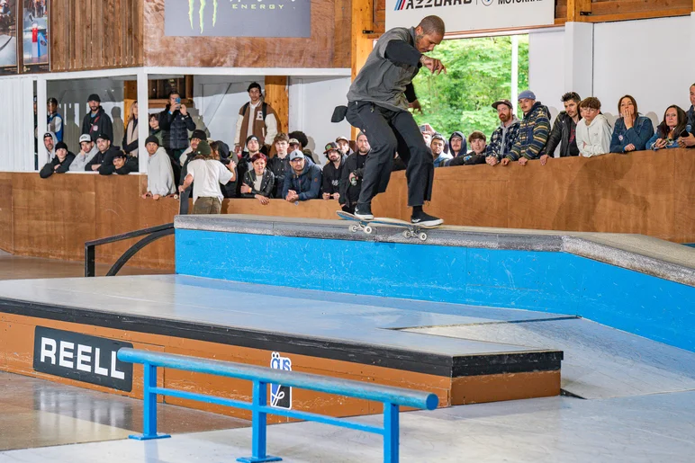 Boo Johnson was in the building! Front tail heel flip out mid run

<!--farnhigh2024-1-->