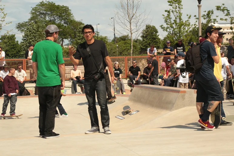 <!--lakaiflare-->

Street League media dudes, Daniel Duarte chatting it up with Michael Burnett aka Burnout.