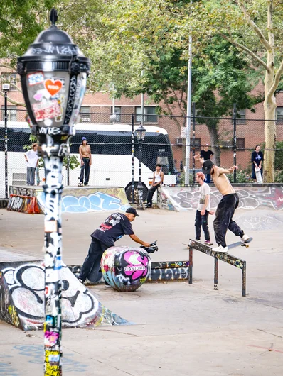🎵 everybody was back noseblunting 🎵

<!--damnamnyc23-day1-->