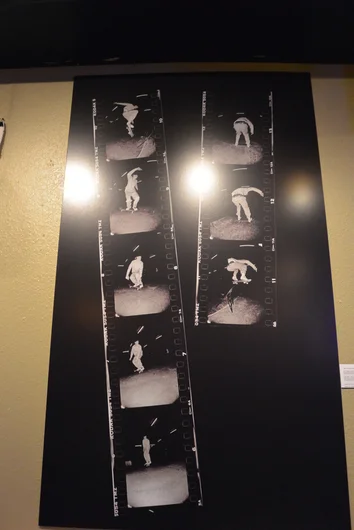 <!--bokmaartshow-->

Giant 7ft x 3.5ft sequence of Justin shot by Bob Croslin, 1995. “Nollie 180 over a chair from flat”. $300. <a href=