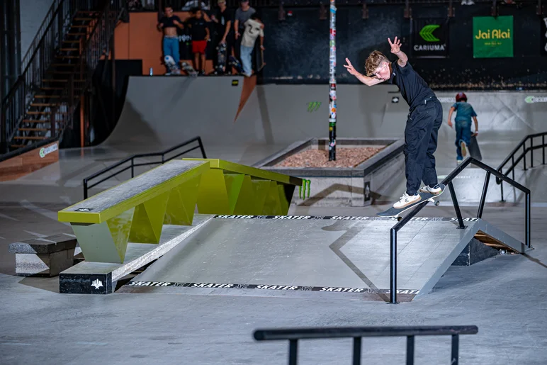 Tijmen Overbeek putting his all into a back smith on the a-frame rail.

<!--damnamnetherlandsday1-->