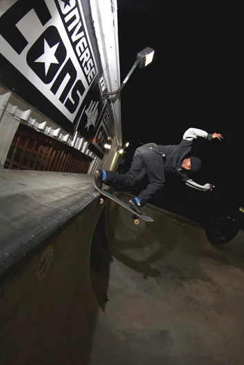 <!--creechpreem-->
Chuckie - Back tail over the door gap