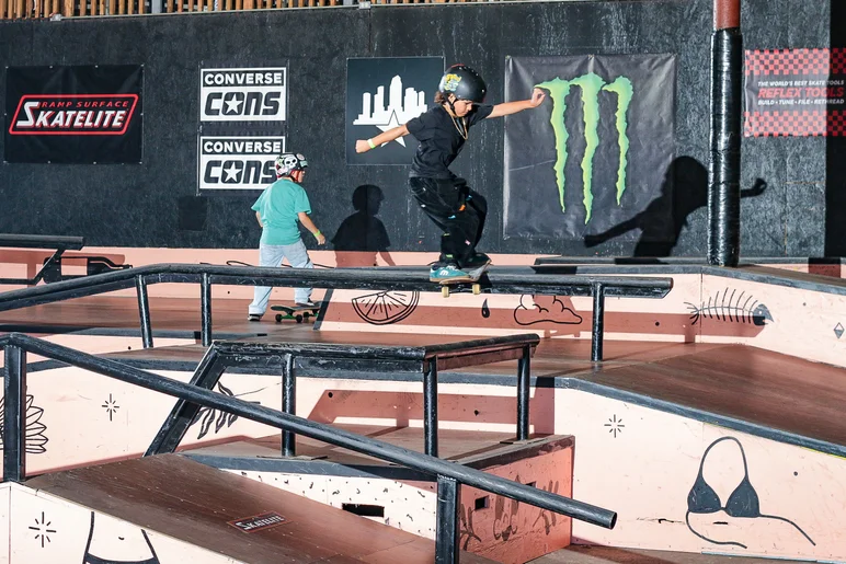 8 and Under Winner Matthew Barrios kicking things off with a flat bar board slide

<!--springroll2023-->