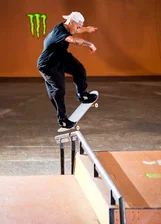 Lucas Rabelo, Fakie 