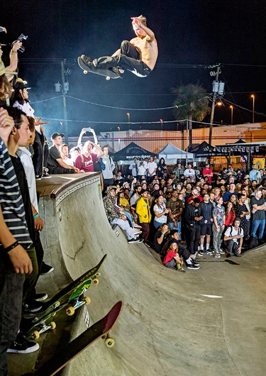 <!--am17-ccj-->

On the deck Yoda does a magic trick and Abracadabra Poof!!  A Frontside Air of Jake Wooten appears!