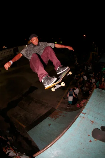 <!--ta14-sn-->
SOTY with a lofty FS air.