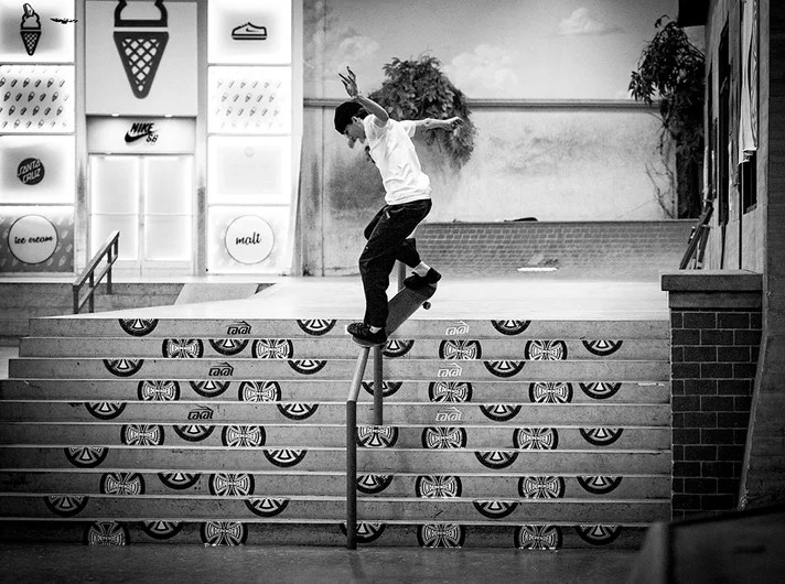 <!--dala19finals-->

Becker Dunn did this Front Crook and maybe just a few other things.. I suppose, maybe ; )