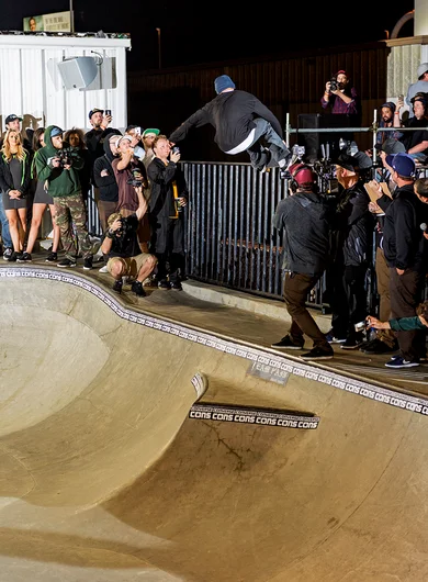 <!--pro17-consjambart-->

Someone always pushes the boundaries of these Jams. In this case, Tom Remillard literally did that with a 50-50 stall on the outer limits of the course.