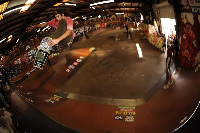 <!-- amdec13sun -->

Jon Cosentino went straight from hardflip crail grabs over the pyramid into launching these alley-oop lien airs. It was crazy how much distance he was traveling on them. He also did a million other tricks, that's why he placed second in the finals.