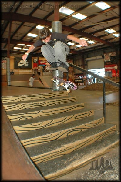 Alex Pellegrino - nollie heel